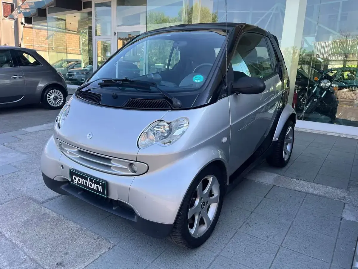 Usata Smart ForTwo Cabrio Passion 61 CV (44 kW) 2007 Grigio Cabrio