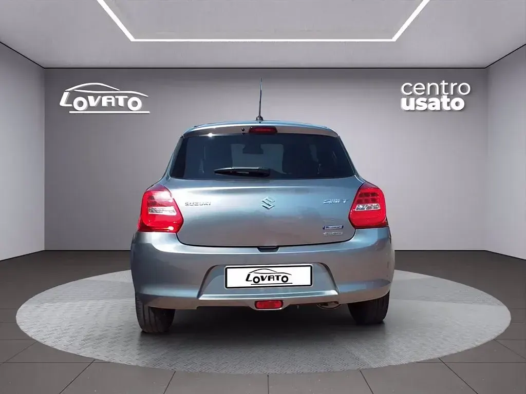 Usata Suzuki Swift 90 CV (66 kW) 2020 Argento new york Utilitaria