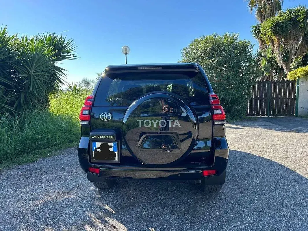 Usata Toyota Land Cruiser 204 CV (150 kW) 2023 Nero SUV
