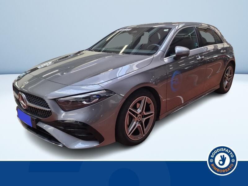 Grigio metallizzato Usata 2024 Mercedes A180 Advanced Plus Tre volumi | 35.200 € (Buon prezzo) - Immagine 1/3