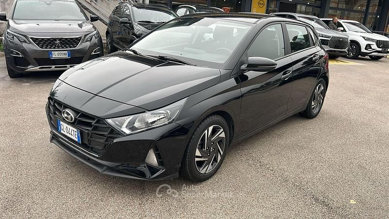 Usata Hyundai i20 83 CV (61 kW) 2022 Nero Berlina