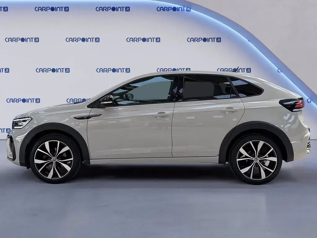 Usata VW Taigo R-line 110 CV (80 kW) 2023 Bianco SUV