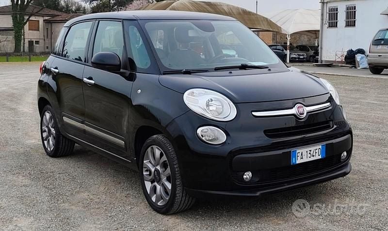 Usata Fiat 500L Lounge 85 CV (62 kW) 2015 Grigio Monovolume
