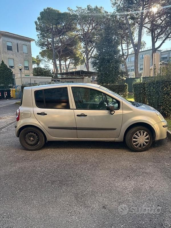 Usata Renault Modus 2005 Grigio Monovolume