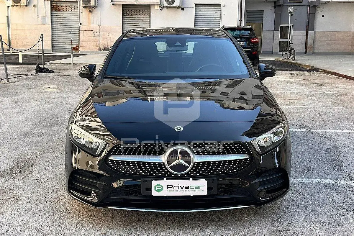 Usata Mercedes A200 Premium 150 CV (110 kW) 2021 Nero Berlina