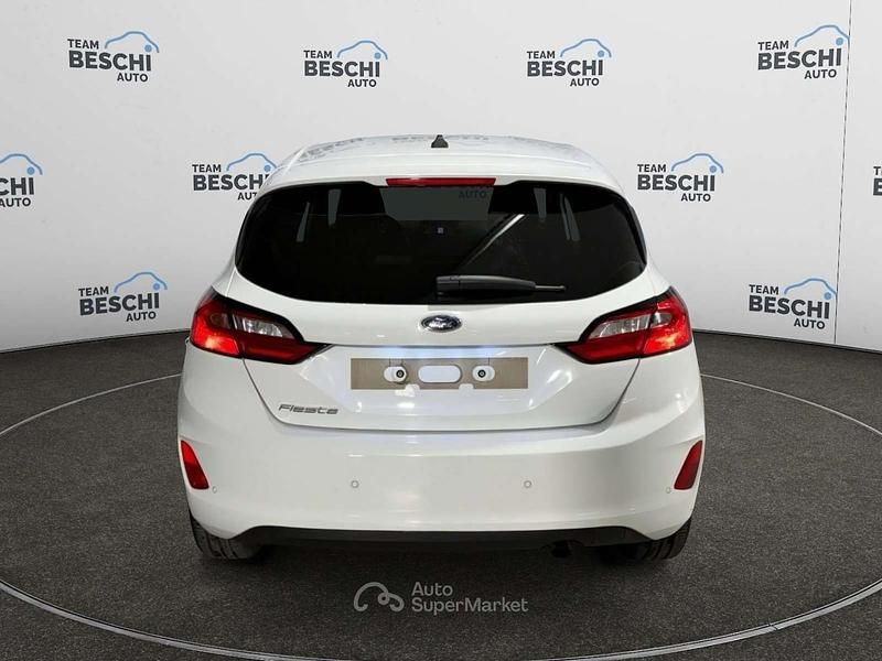 Usata Ford Fiesta Titanium 75 CV (55 kW) 2023 Bianco Utilitaria