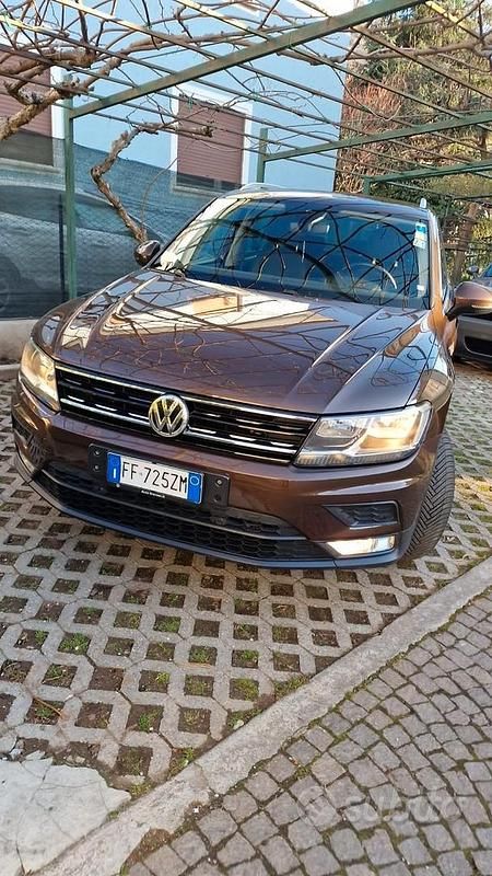 Usata VW Tiguan 150 CV (110 kW) 2016 Marrone SUV