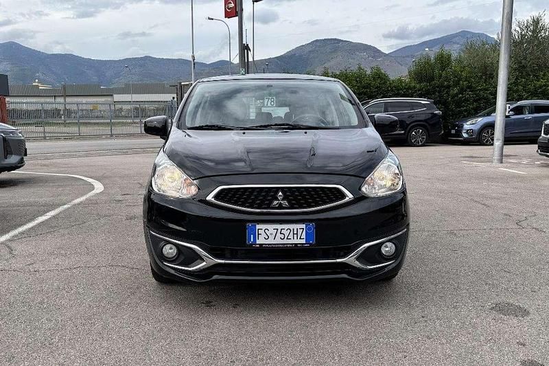 Usata Mitsubishi Space Star Invite 71 CV (52 kW) 2018 Nero Berlina