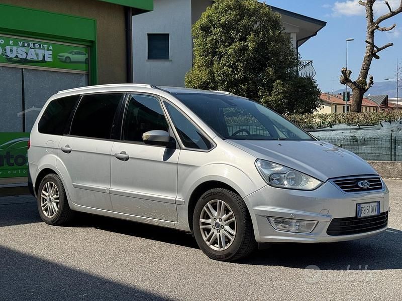 Usata Ford Galaxy 140 CV (102 kW) 2013 Grigio Monovolume