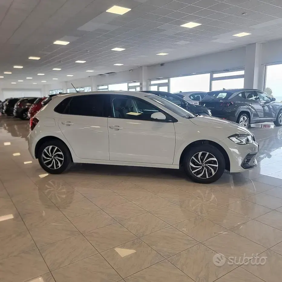 Usata VW Polo Edition 95 CV (69 kW) 2024 Grigio Utilitaria