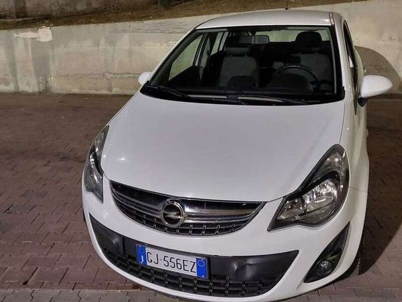 Usato 2015 Opel Corsa 1.3 Diesel 95 CV (4.250 €)