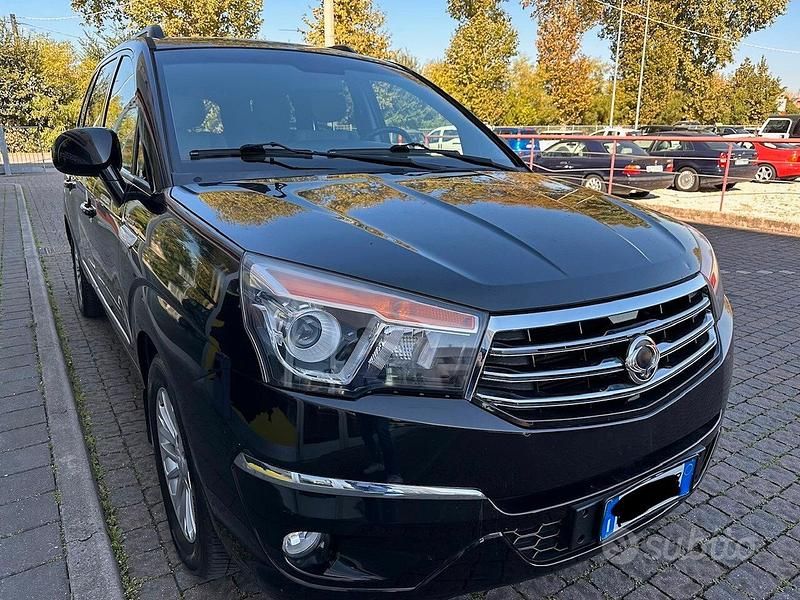 Usata Ssangyong (KGM) Rodius 155 CV (114 kW) 2014 Nero Monovolume