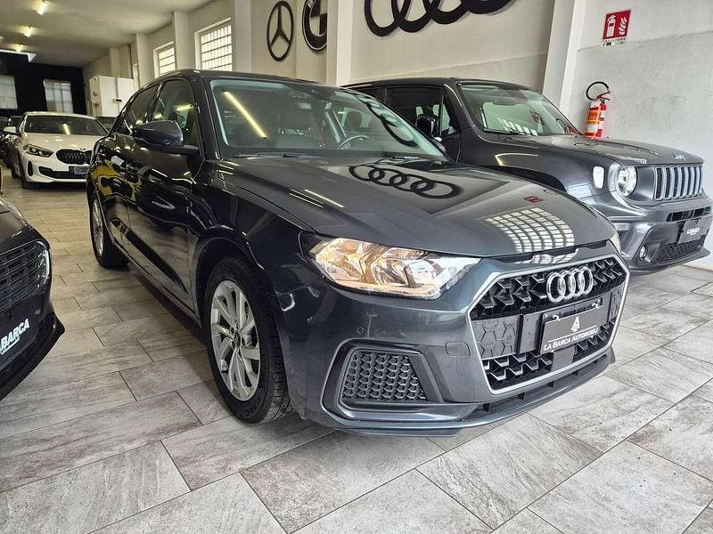 Usata Audi A1 Sportback Ambiente 95 CV (69 kW) 2022 Grigio Utilitaria