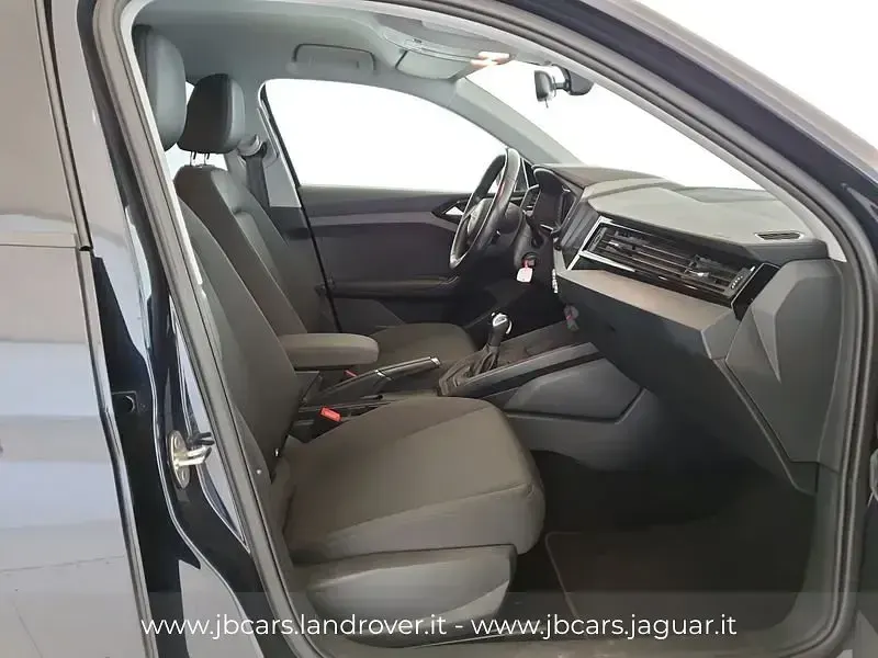 Usata Audi A1 110 CV (80 kW) 2021 Blu SUV