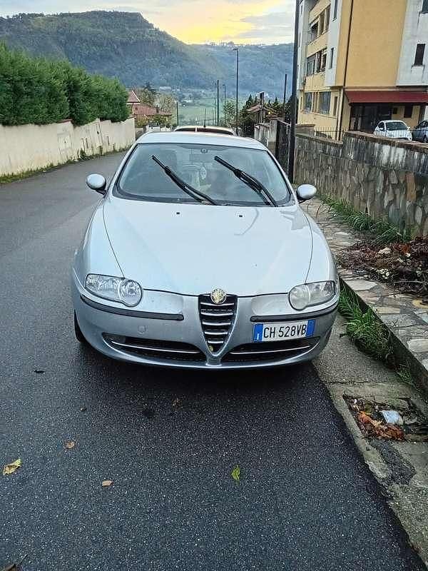 Usata 2003 Alfa Romeo 147 Progression Due volumi | 1200 € (Ottimo prezzo) - Immagine 1/1