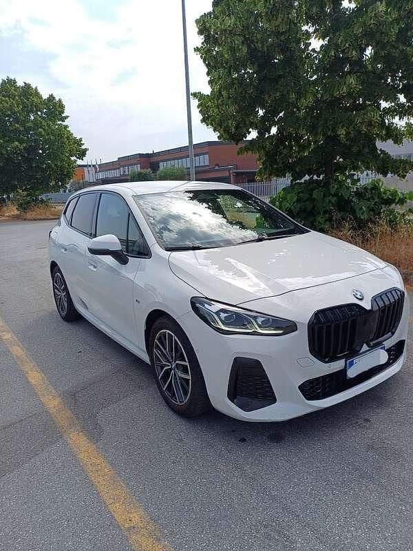 Usata 2023 BMW 218 Active Tourer M Sport Monovolume | 29.850 € - Immagine 1/4