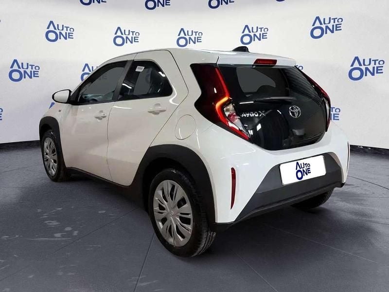 Usata Toyota Aygo X Active 72 CV (52 kW) 2024 Bianco SUV