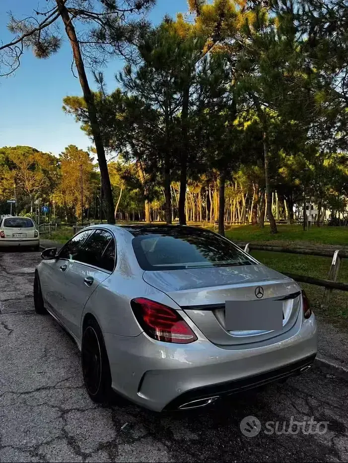 Usata Mercedes C220 170 CV (125 kW) 2014 Grigio Berlina