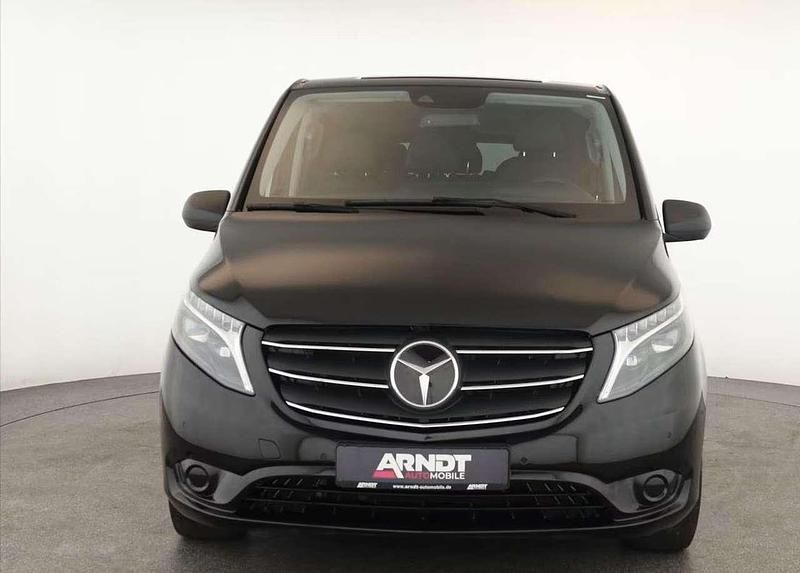 Usata Mercedes Vito 258 CV (189 kW) 2023 Nero Furgone