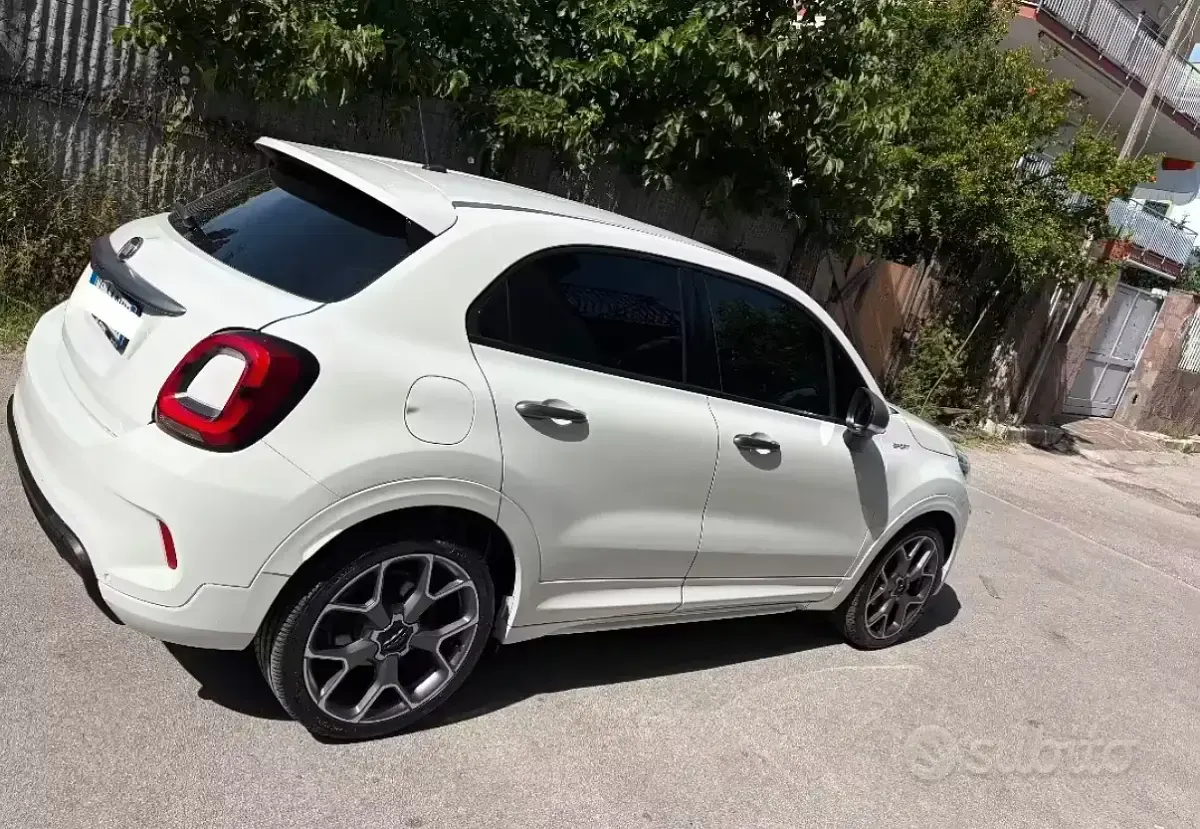Usata Fiat 500 Sport 120 CV (88 kW) 2020 Bianco Station wagon