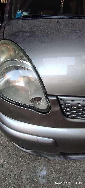 Usata Toyota Yaris Verso Sol 86 CV (63 kW) 2003 Argento Monovolume