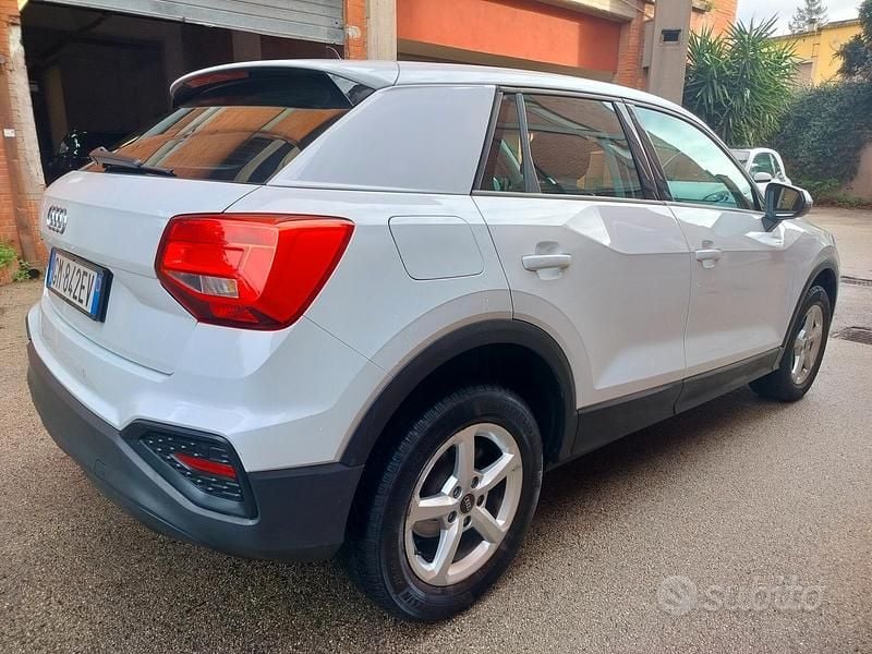 Begagnad Audi Q2 Business 150 HK (110 kW) 2022 Vit SUV