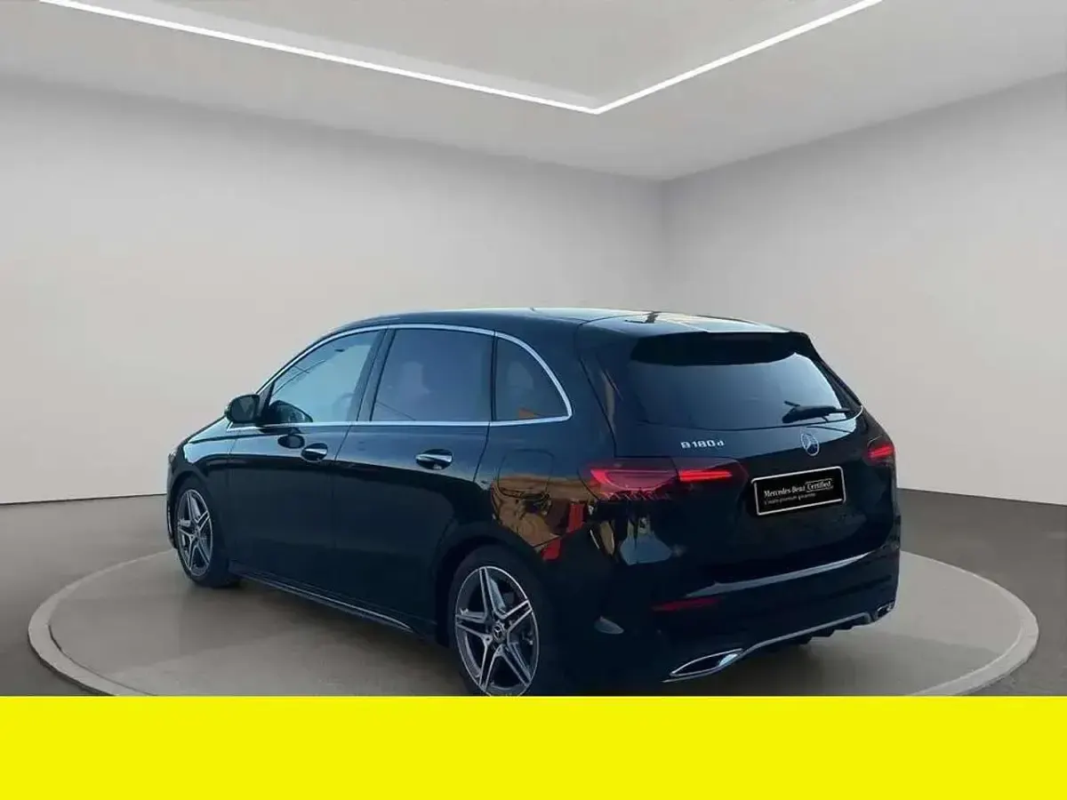 Usata Mercedes B180 116 CV (85 kW) 2025 Other Monovolume