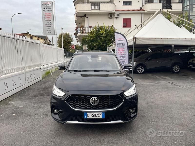Usata MG ZS Luxury 106 CV (77 kW) 2024 Nero SUV