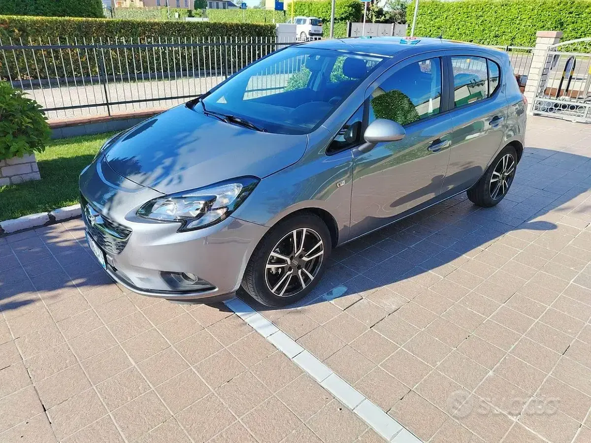 Usata Opel Corsa 71 CV (52 kW) 2019 Grigio Utilitaria