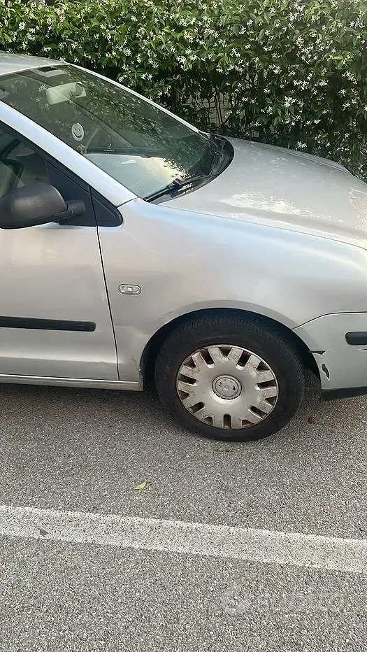 Usata VW Polo 54 CV (39 kW) 2003 Berlina