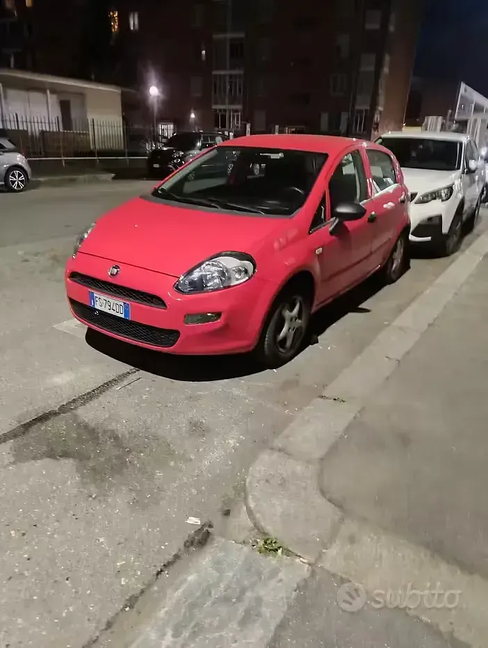 Usata Fiat Grande Punto 65 CV (47 kW) 2018 Rosso Utilitaria