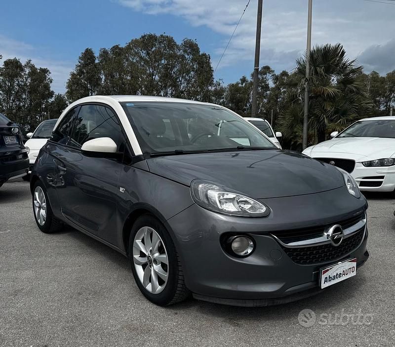 Usata Opel Adam Jam 70 CV (51 kW) 2016 Grigio Utilitaria
