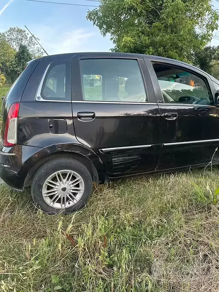 Usata Lancia Musa 95 CV (69 kW) 2012 Monovolume