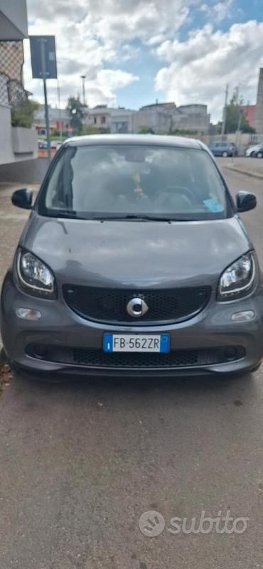 Usata 2016 Smart ForFour Passion Due volumi | 6900 € (Super prezzo) - Immagine 1/4