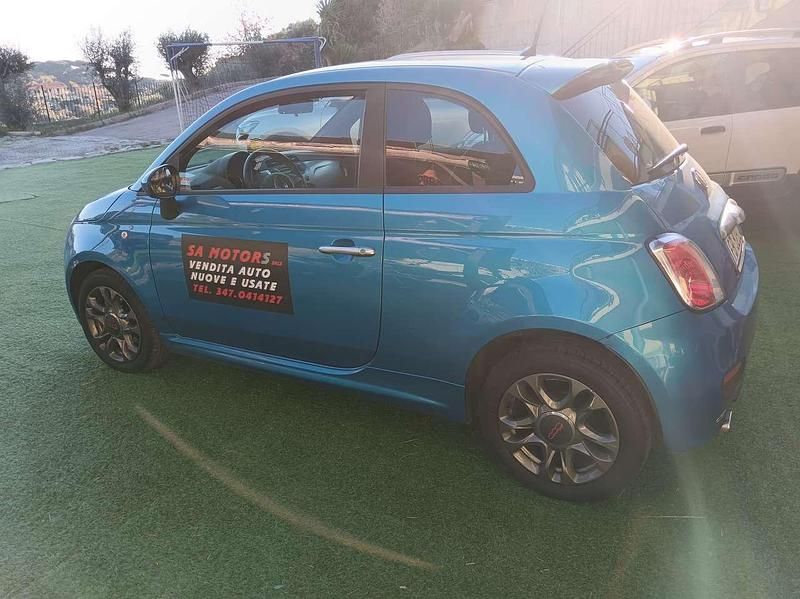 Usata Fiat 500 95 CV (69 kW) 2015 Blu/azzurro Utilitaria