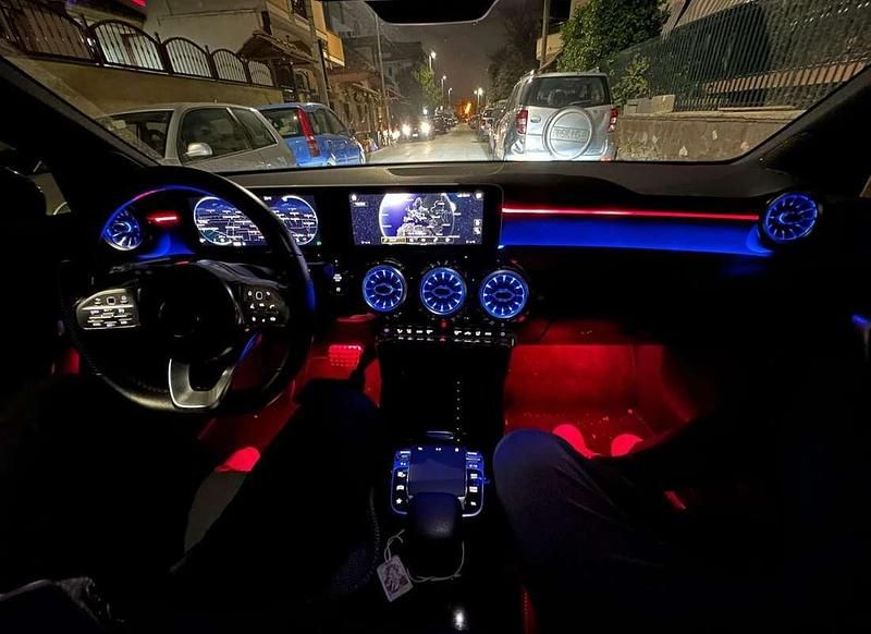 Usata Mercedes A180 Premium 116 CV (85 kW) 2019 Berlina