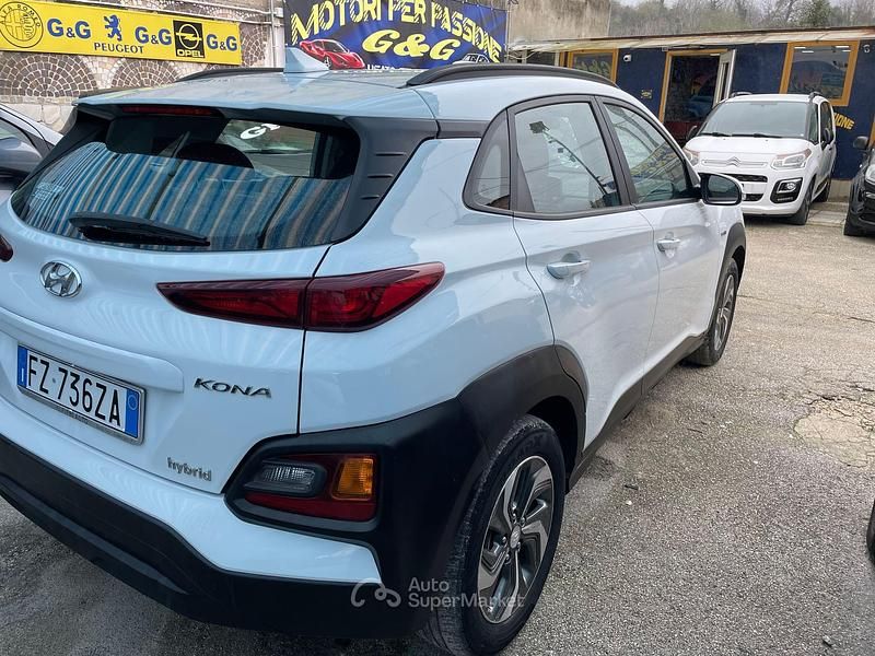 Usata Hyundai Kona 141 CV (103 kW) 2020 Bianco SUV