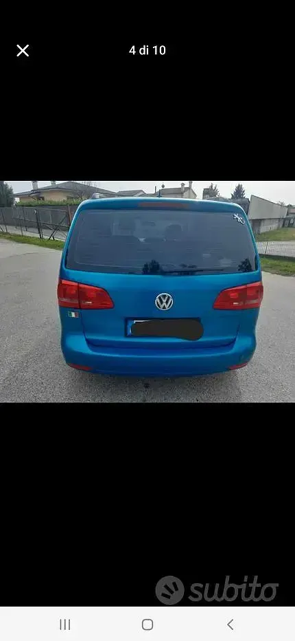 Usata VW Touran Trendline 105 CV (77 kW) 2011 Verde Monovolume