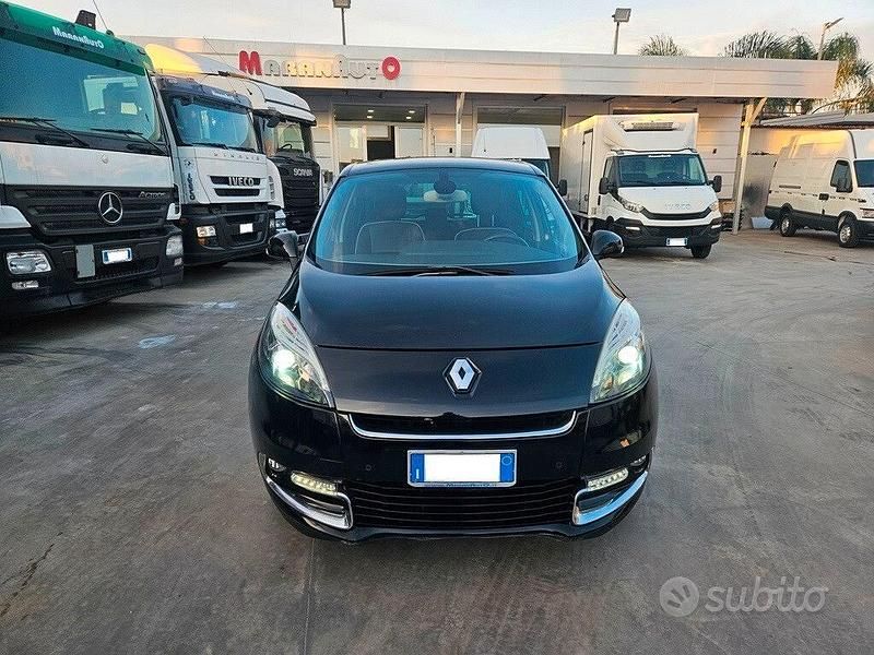 Usata Renault Scénic Luxe 110 CV (80 kW) 2012 Nero Monovolume