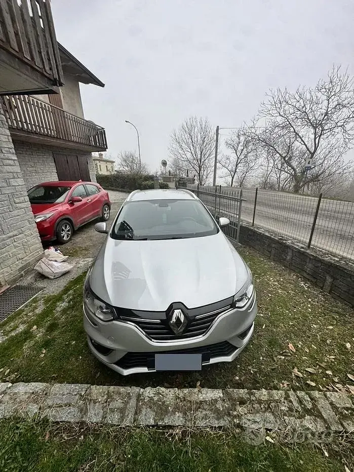 Usata Renault Mégane GrandTour Business 110 CV (80 kW) 2018 Grigio Station wagon