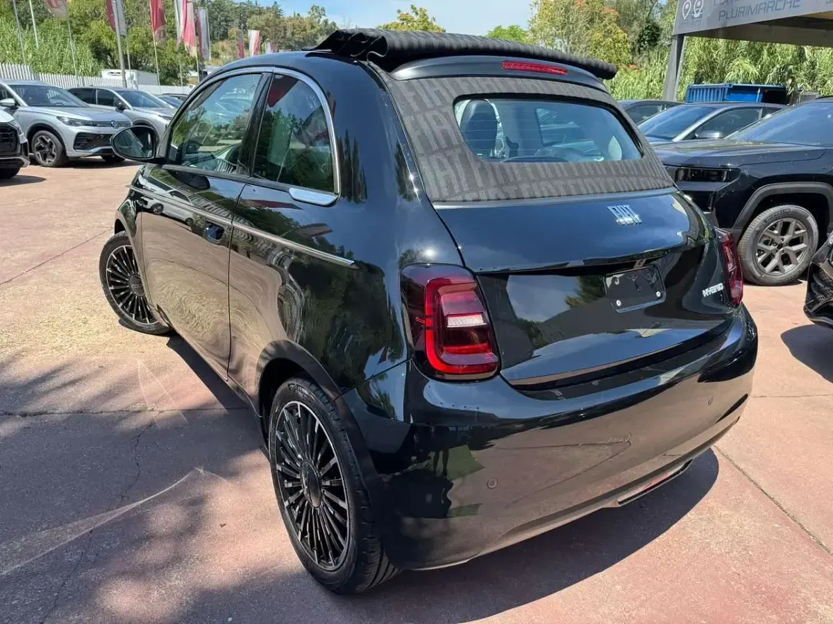 Nuova Fiat 500C La Prima 65 CV (47 kW) 2026 Nero Cabrio