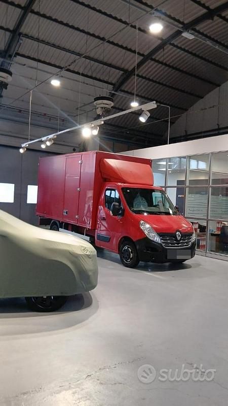 Usata Renault Master 114 CV (83 kW) 2015 Rosso Furgone