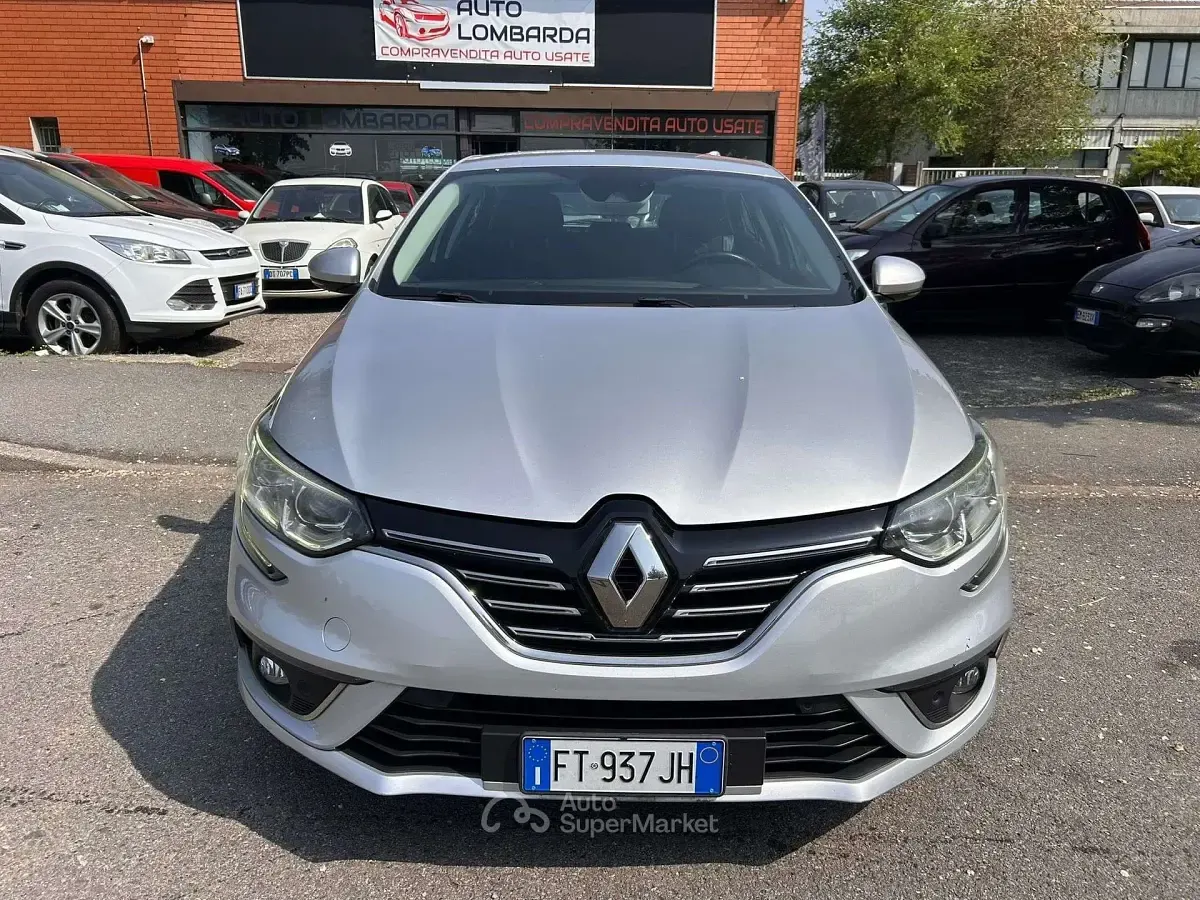 Usata Renault Mégane Life 110 CV (80 kW) 2019 Gray Berlina