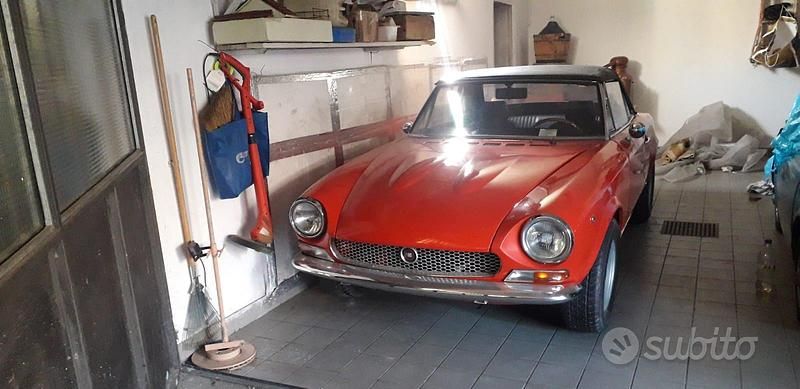 Usata Fiat 124 Spider 1970 Rosso Cabrio