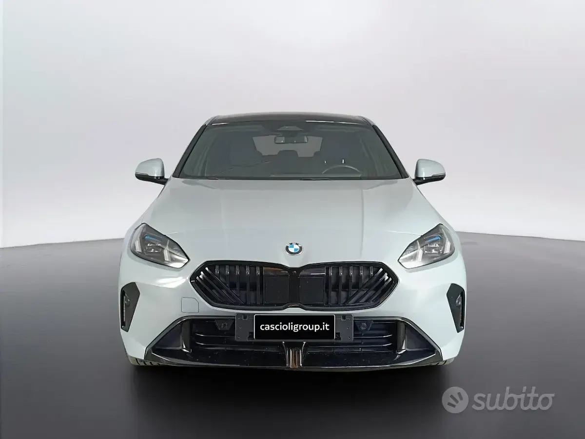 Usata BMW 118 M Sport 150 CV (110 kW) 2025 Bianco Utilitaria