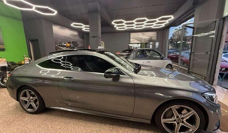 Usata Mercedes C250 Premium 204 CV (150 kW) 2016 Grigio Coupé