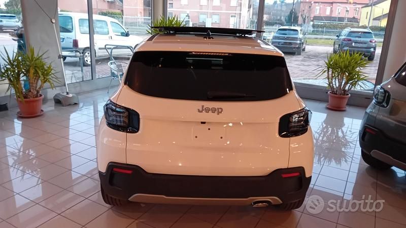 Nuova Jeep Avenger Summit 100 CV (73 kW) 2025 Bianco SUV