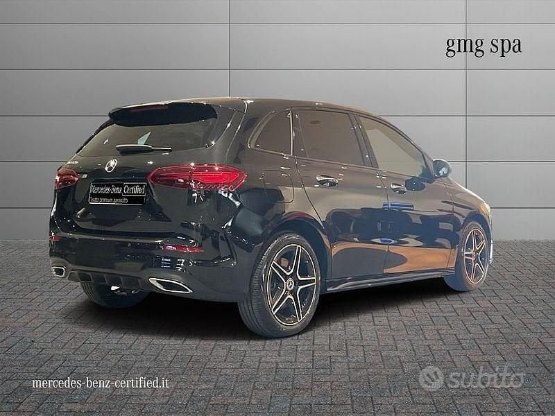 Usata Mercedes B250e AMG line 2024 Nero Monovolume