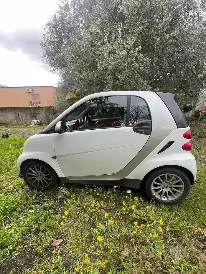 Usata Smart ForTwo Coupé 71 CV (52 kW) 2009 Bianco Coupé