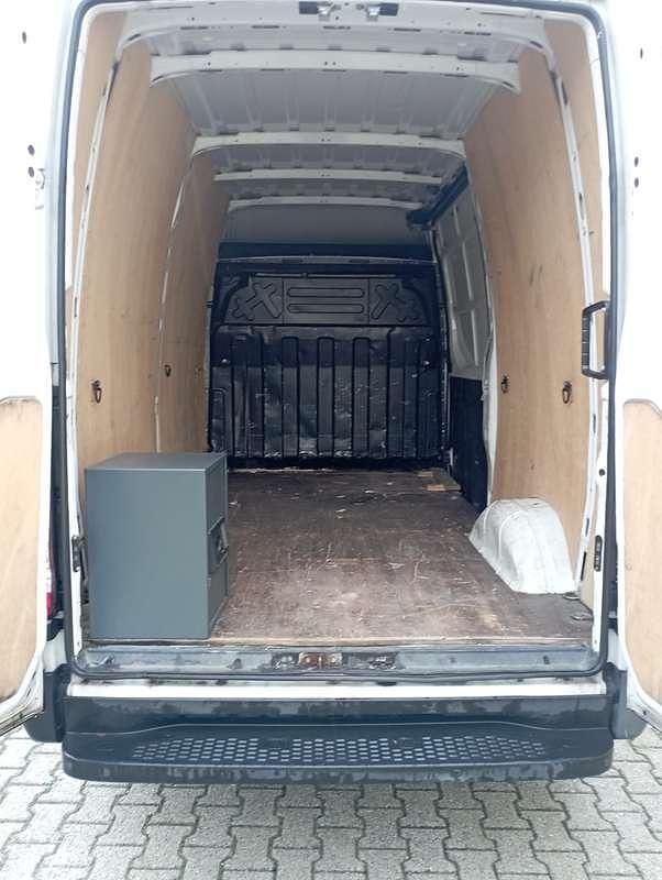 Usata Iveco Daily 136 CV (100 kW) 2018 Bianco Furgone